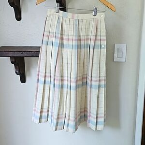Vintage pleated skirt